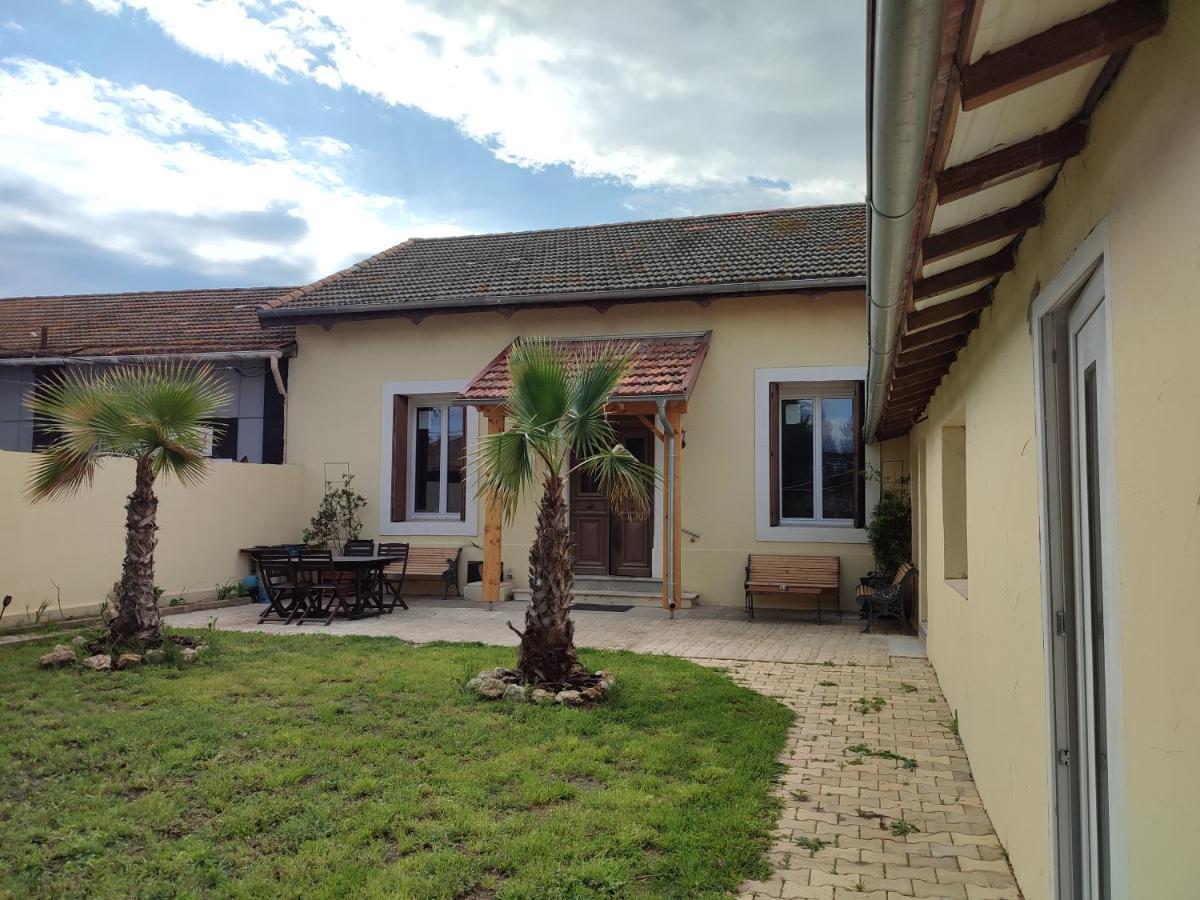 Appartamento Jardin De Coubertin Béziers Esterno foto