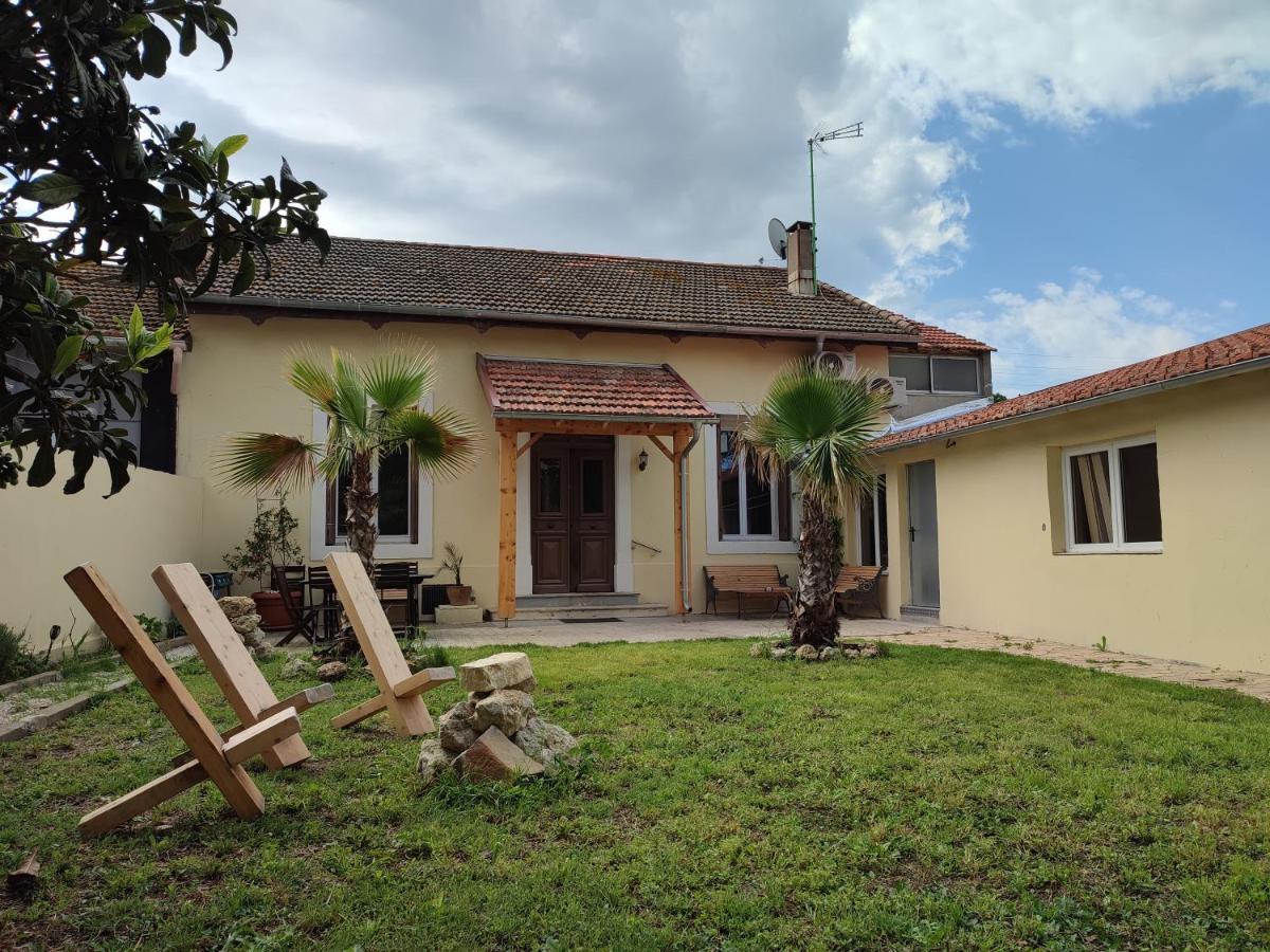 Appartamento Jardin De Coubertin Béziers Esterno foto