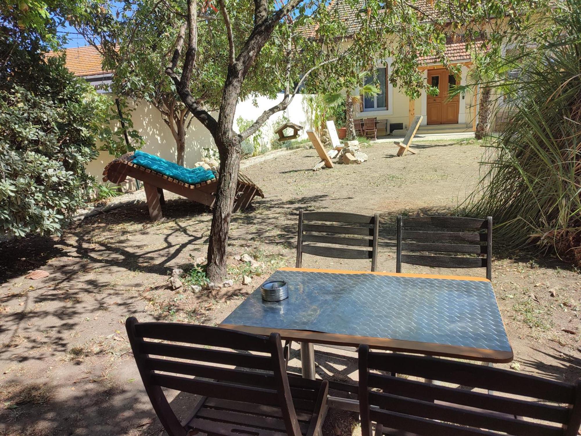 Appartamento Jardin De Coubertin Béziers Esterno foto